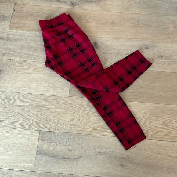 MeMoi leggings red and black plaid - Picture 1 of 7
